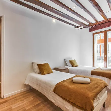 43 - Spacious Parisian Flat Of Grands Boulevards Διαμέρισμα *