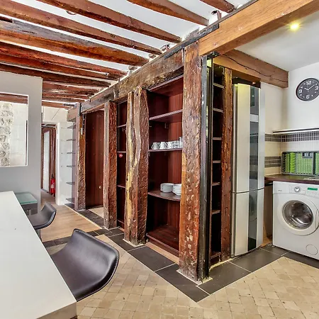 43 - Spacious Parisian Flat Of Grands Boulevards *